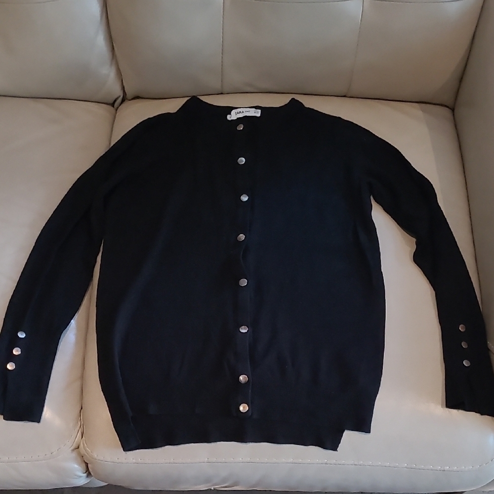 Zara knit Black Button-Up Cardigan